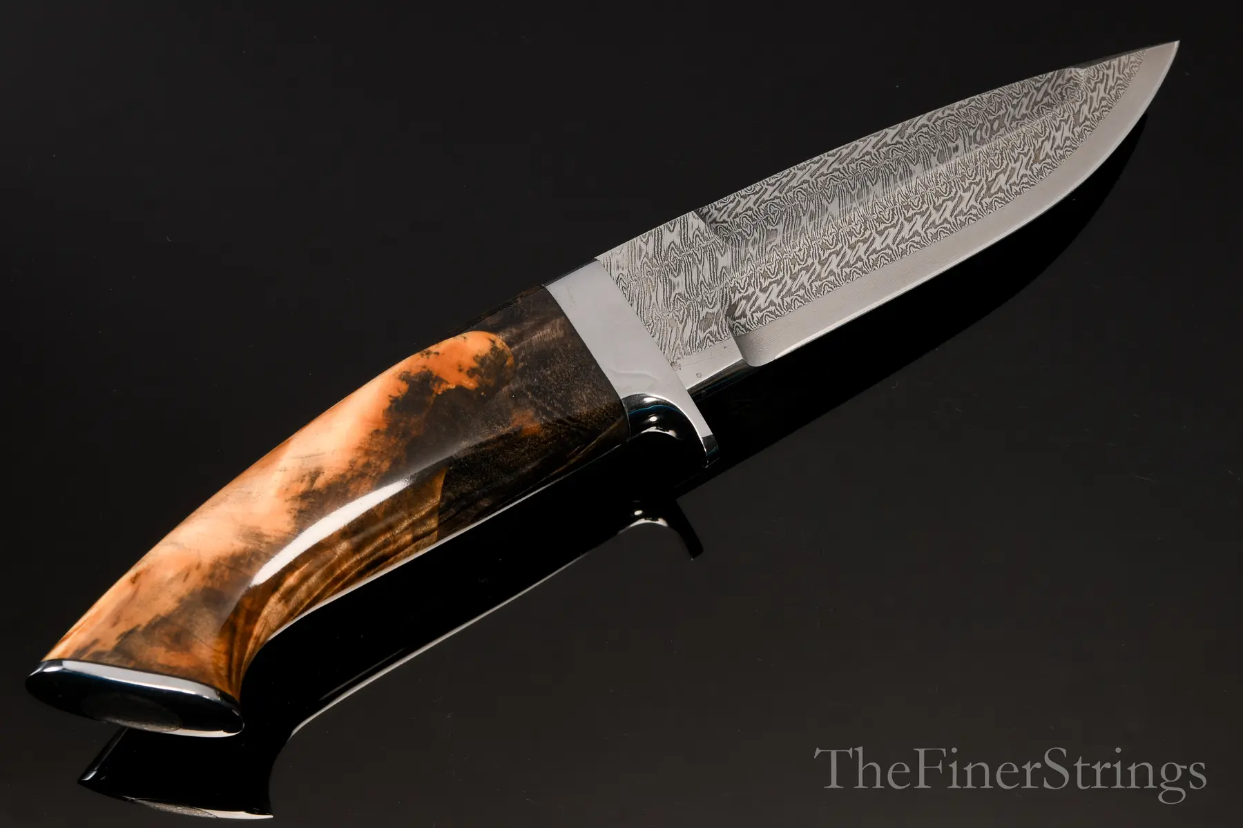 Bennica Hunter handle detail