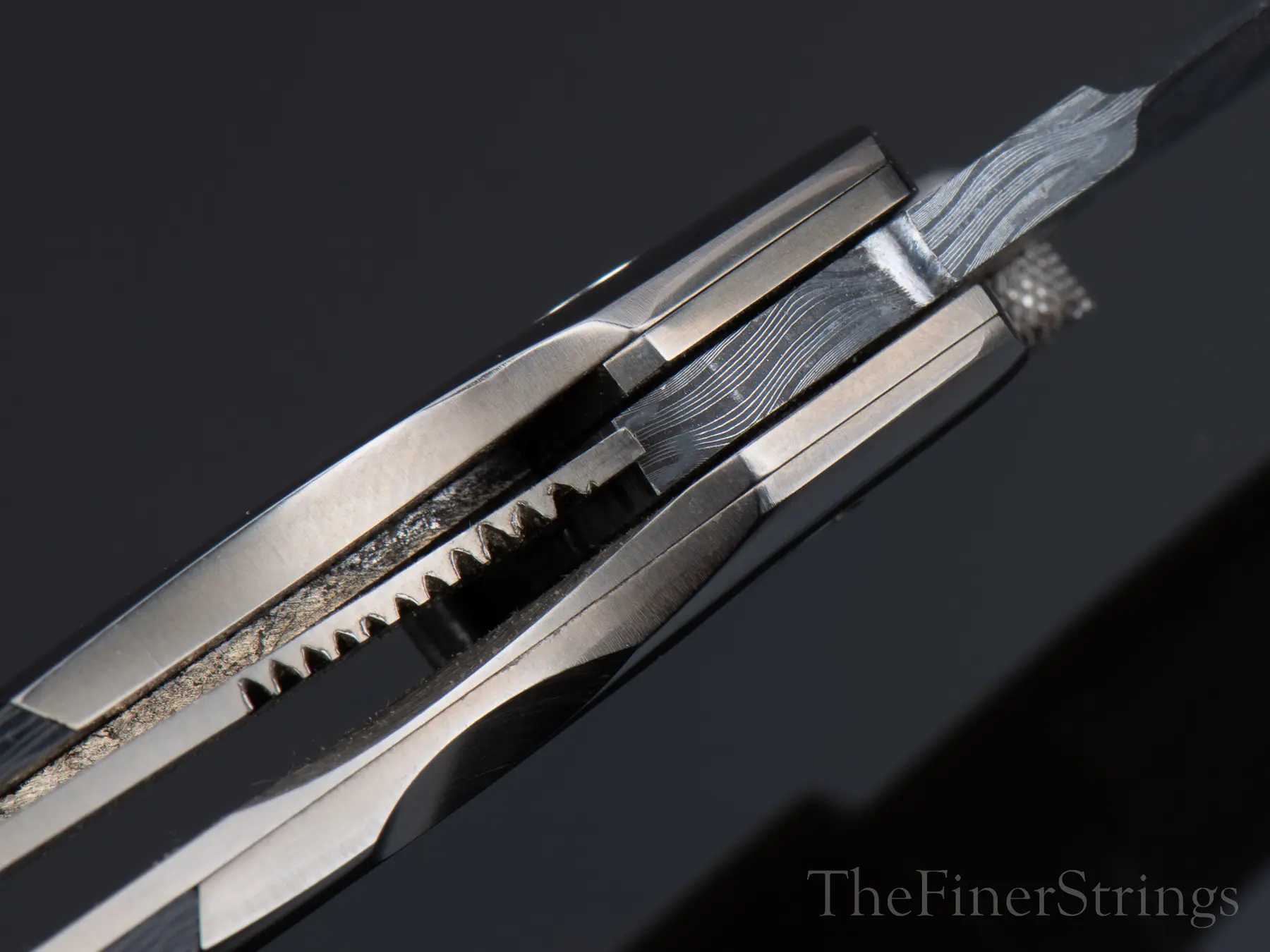 Internal construction — back spacer, liner, blade channel