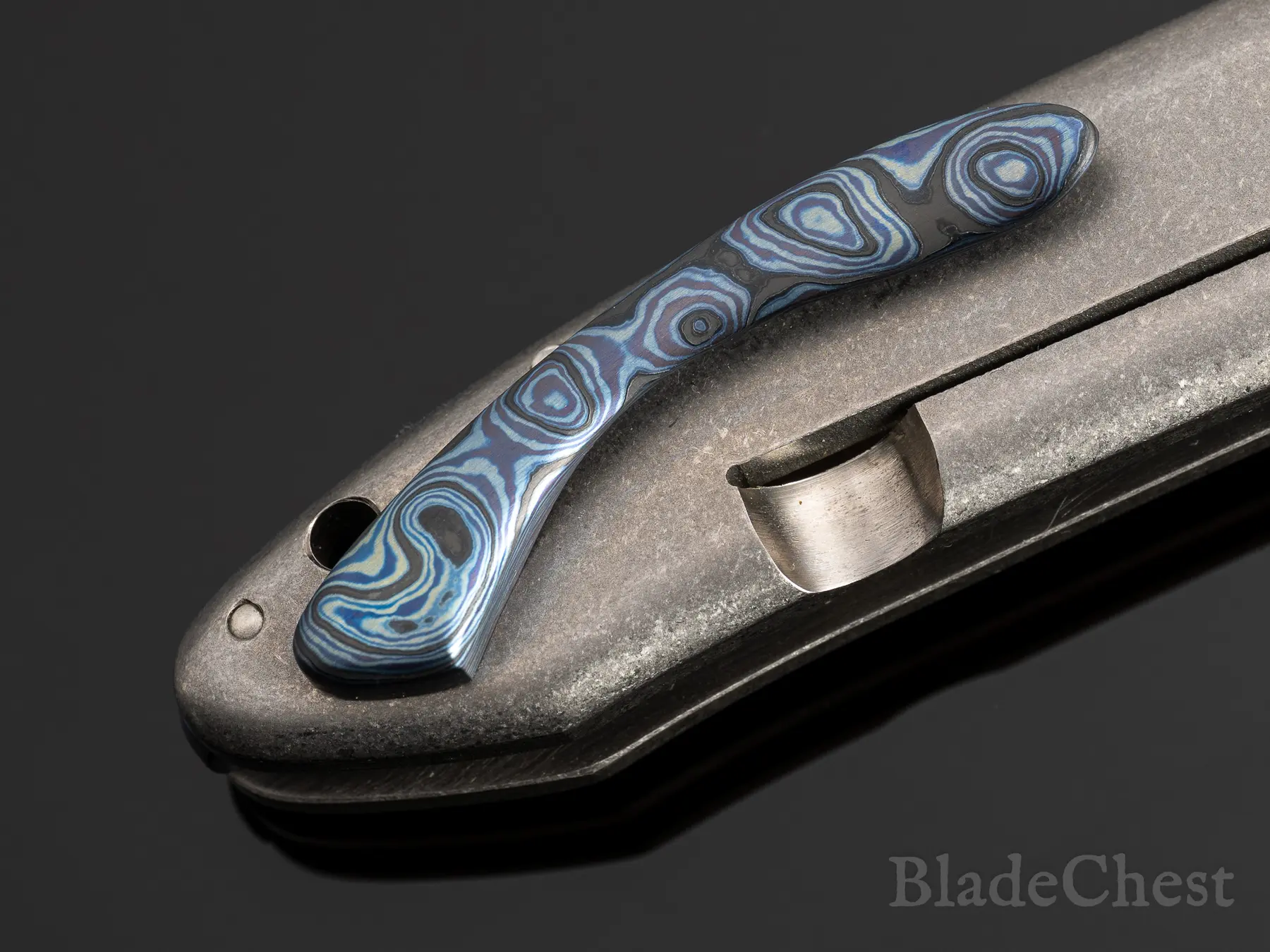 Timascus inlay detail — handle back