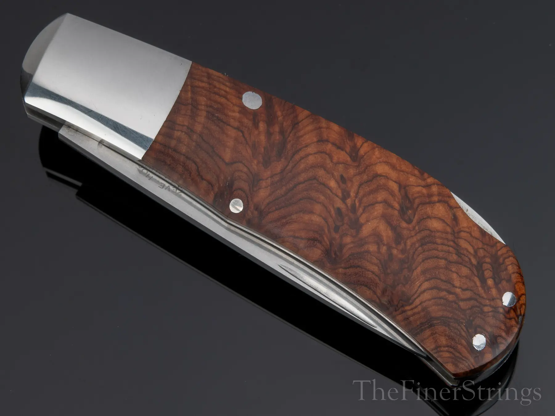 Hoel Snakewood detail