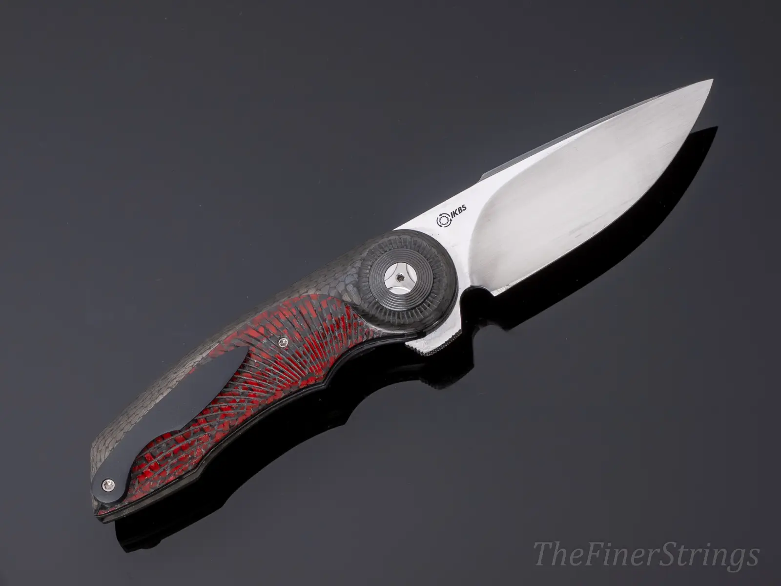 Open — clip side, full blade