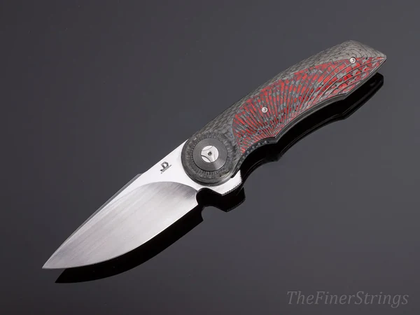 J.D. van Deventer &mdash; Red Carbon Framelock