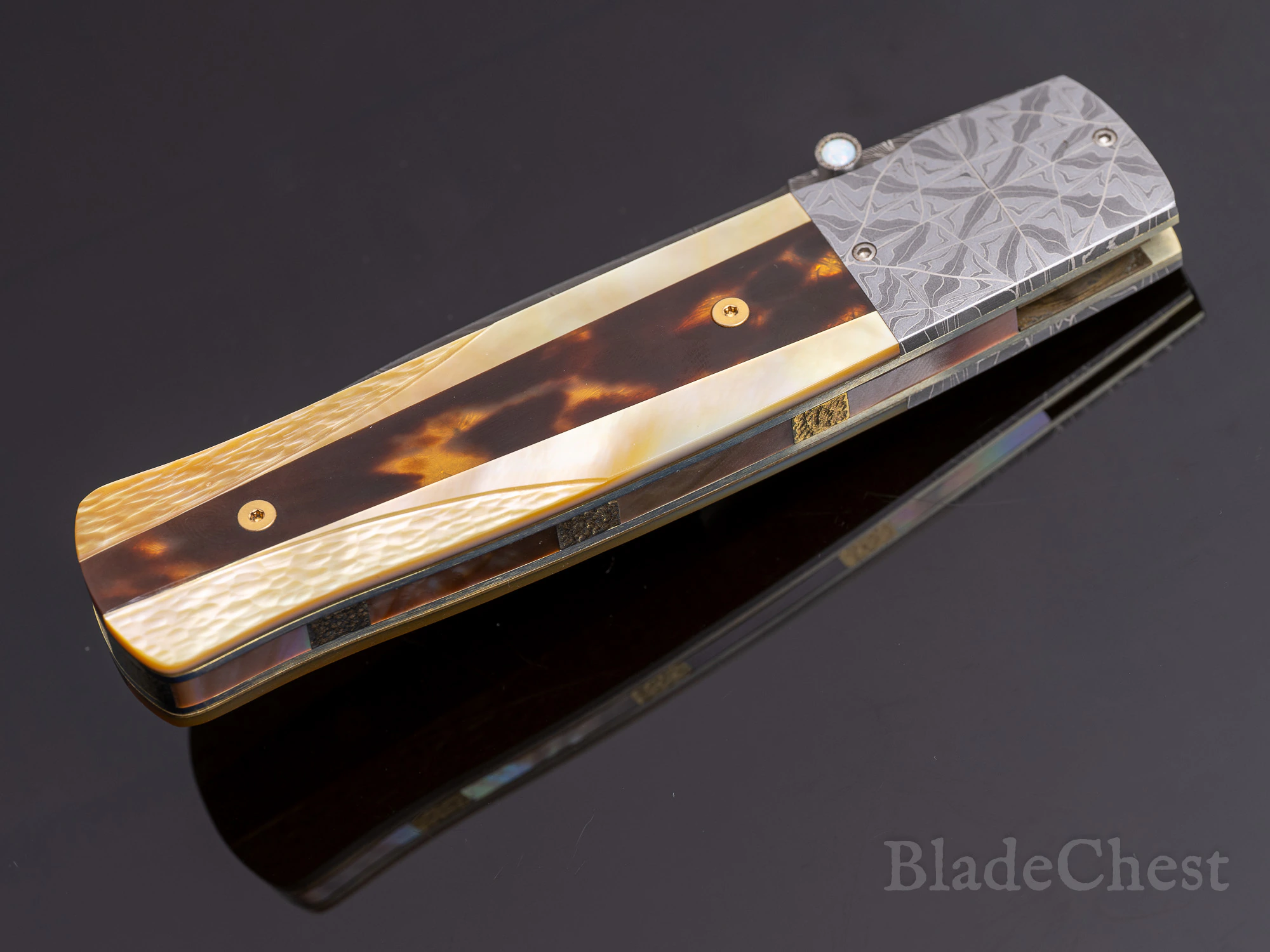 W.D. Pease folder &mdash; mosaic Damascus bolster and scales